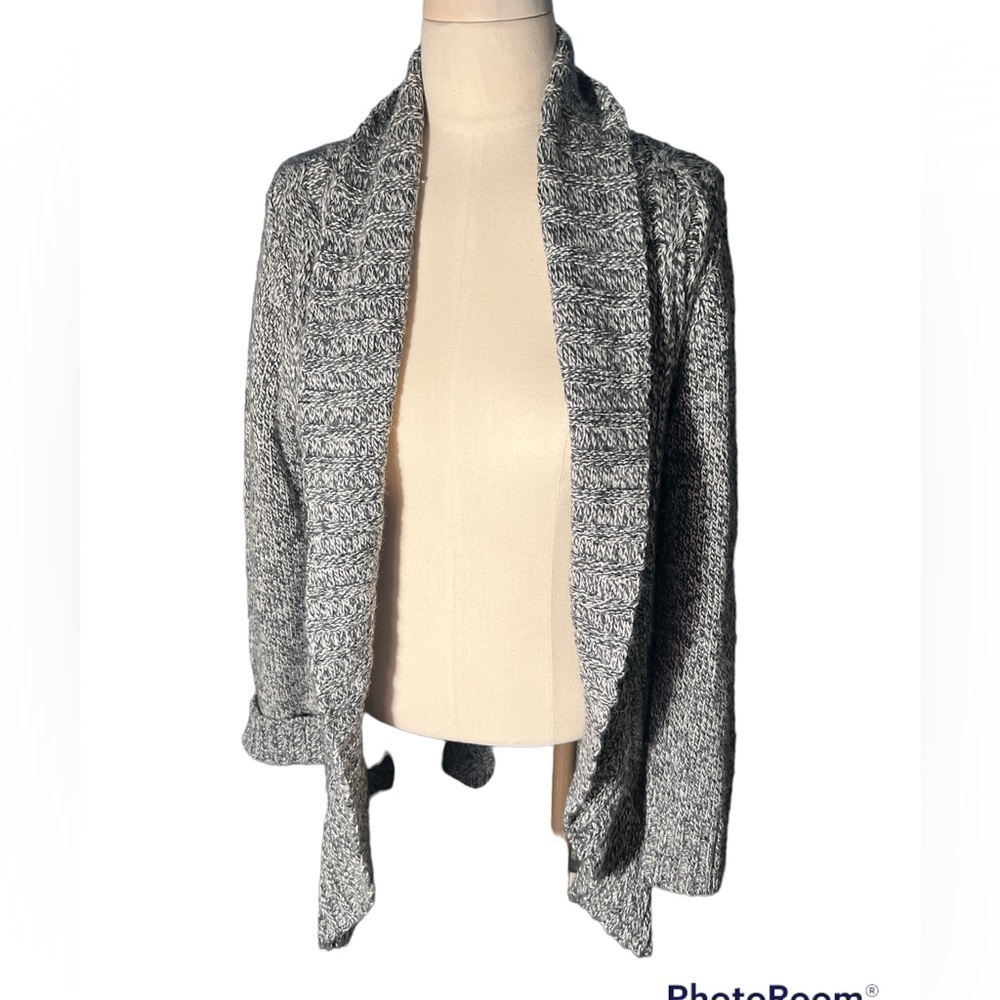 Design History Gray Open front Sweater